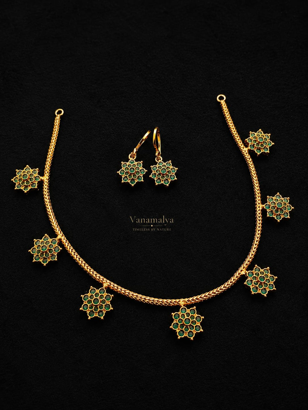 Manjari Necklace — view 3