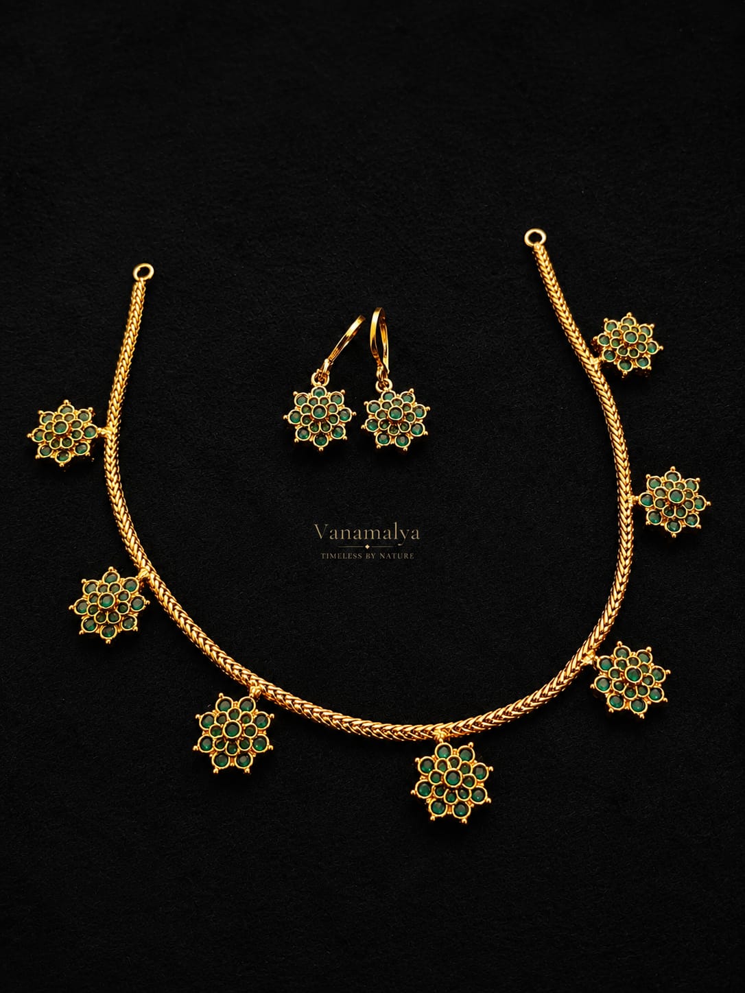 Manjari Necklace — view 3
